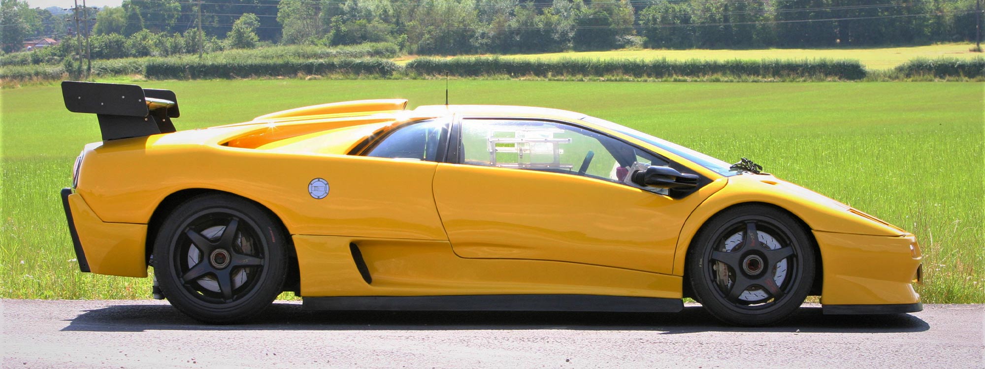 Supercar Sales from UK specialist Lee Cunningham