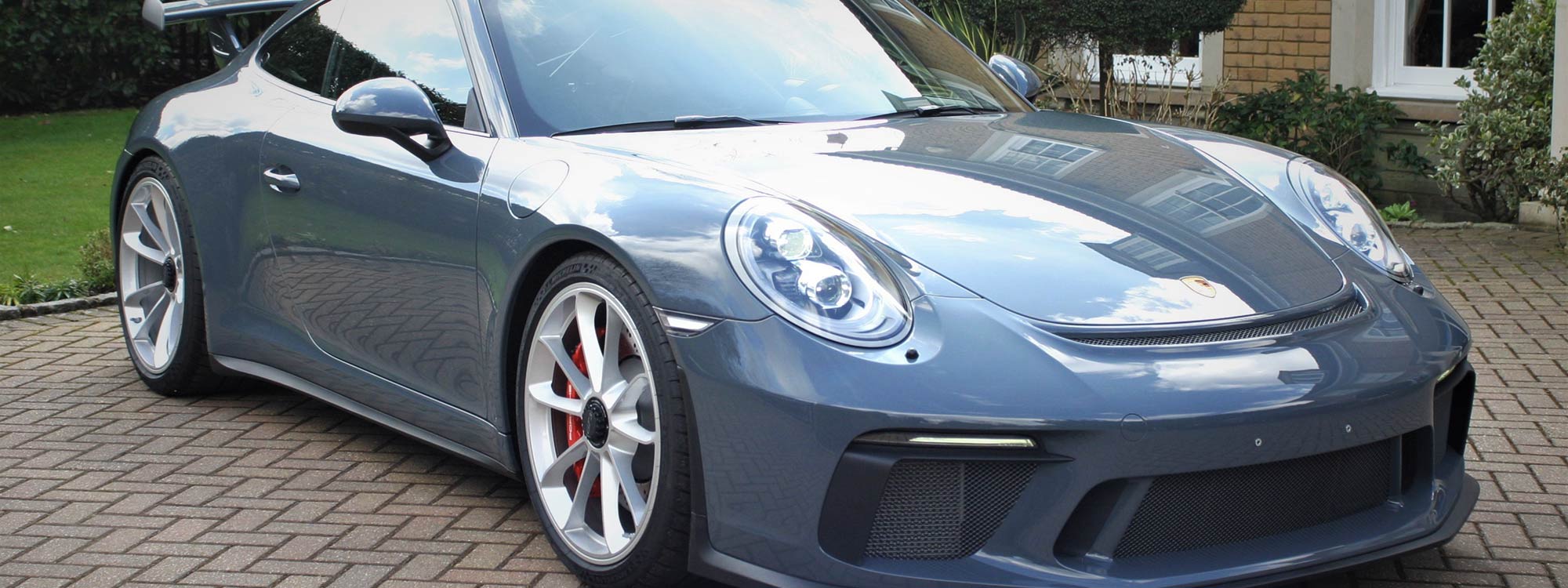 Supercar Sales from UK specialist Lee Cunningham
