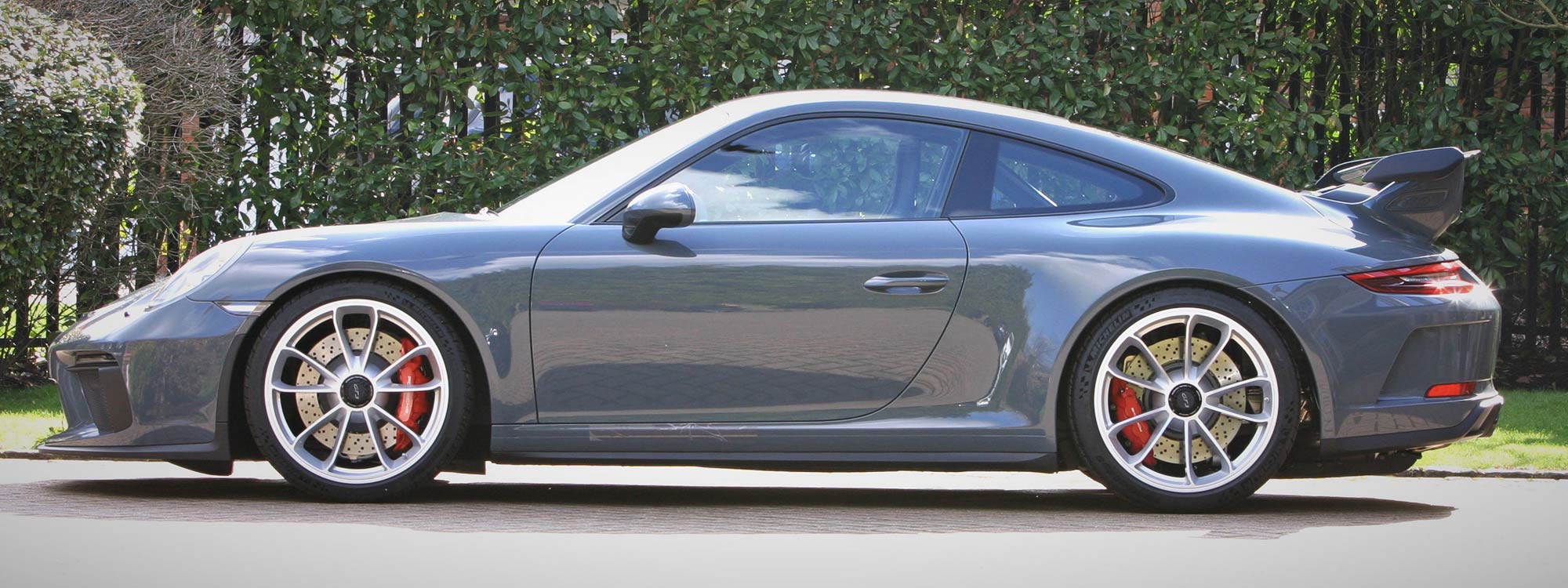 Supercar Sales from UK specialist Lee Cunningham